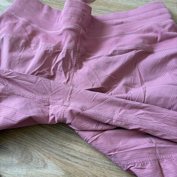 Lululemon Athletic Dance Studio MR Joggers Brier Rose Women’s Size 12 - Picture 9 of 11